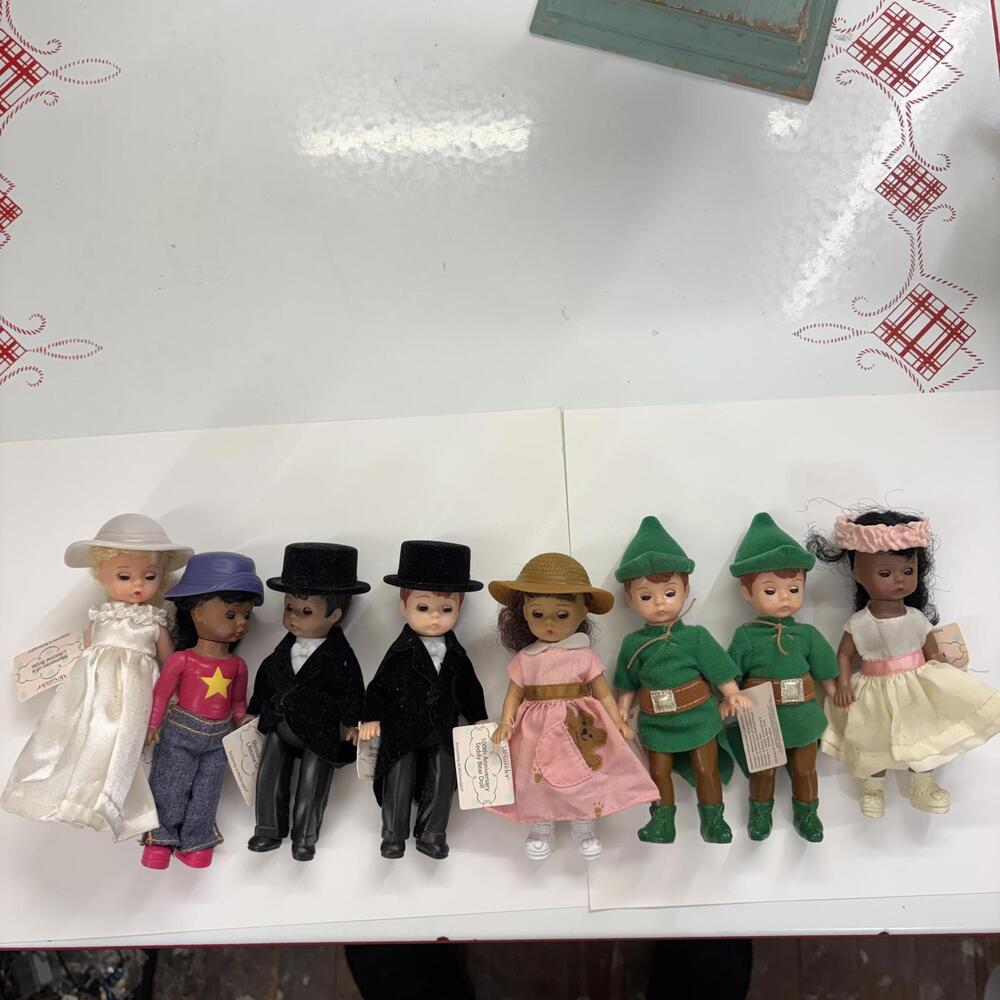 Y2K Madame Alexander  McDonald’s doll happy meal toys